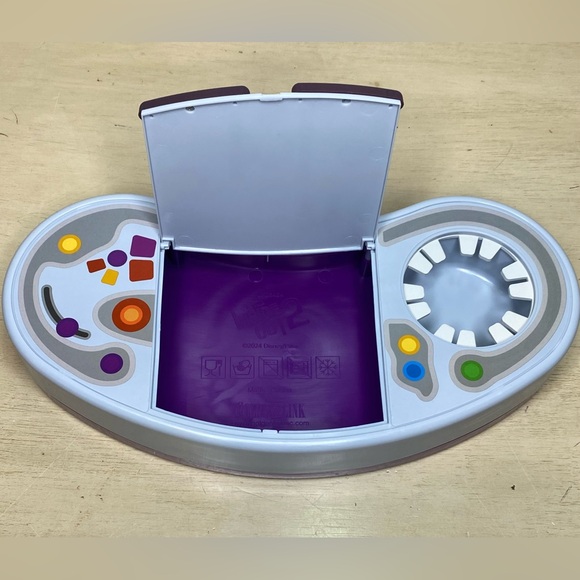 Disney Inside Out 2 Control Console Popcorn Bucket Pixar Limited Edition - Picture 2 of 11